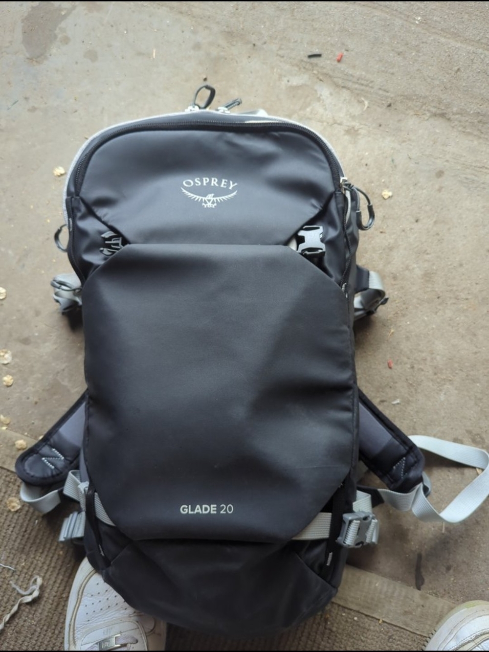 OSPREY Glade 20 Backpack in Black and Gray